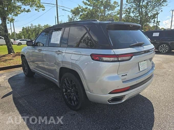 2025 Jeep Grand Cherokee Summit Reserve - miniatura 2