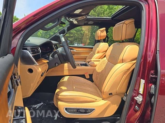 2025 Jeep Grand Wagoneer L Series III - miniatura 5