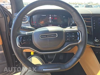 2025 Jeep Grand Wagoneer L Series III Obsidian - miniatura 10