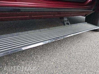 2025 Jeep Grand Wagoneer Obsidian - miniatura 5