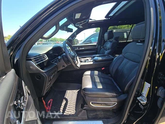 2025 Jeep Grand Wagoneer Obsidian – miniatura 6