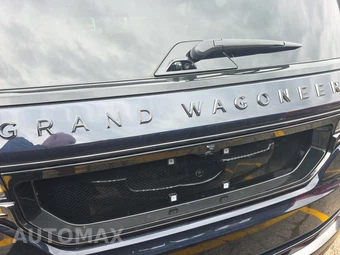 2025 Jeep Grand Wagoneer Series III Obsidian - miniatura 28