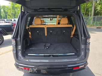 2025 Jeep Grand Wagoneer Series III Obsidian - miniatura 15