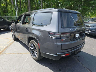 2025 Jeep Grand Wagoneer Series III Obsidian - miniatura 2