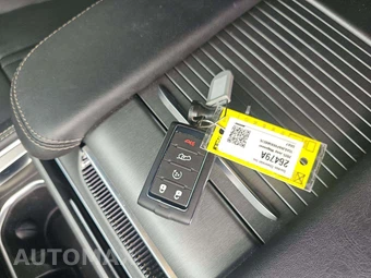 2025 Jeep Wagoneer – miniatura 8