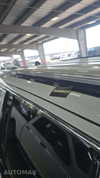 2025 Jeep Wagoneer - miniatura 25