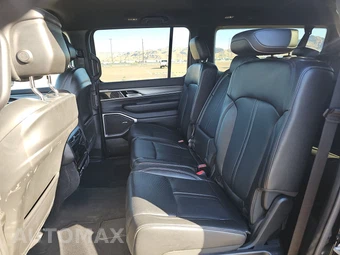 2025 Jeep Wagoneer L – miniatura 13