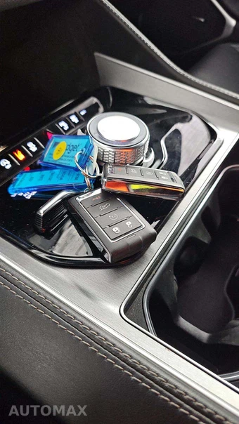 2025 Jeep Wagoneer L – miniatura 18