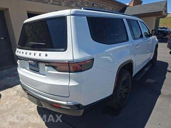 2025 Jeep Wagoneer L Series II - miniatura 3