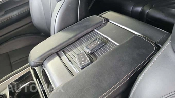2025 Jeep Wagoneer L Series II - miniatura 21