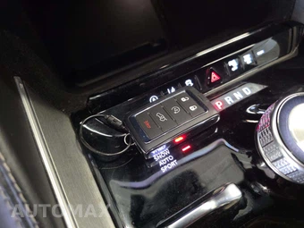 2025 Jeep Wagoneer Series II - miniatura 5