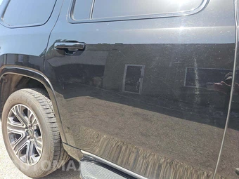 2025 Jeep Wagoneer Series II - miniatura 23