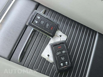 2025 Jeep Wagoneer Series II - miniatura 5