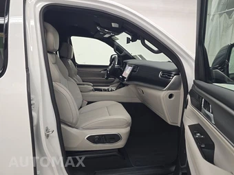 2025 Jeep Wagoneer Series II - miniatura 8