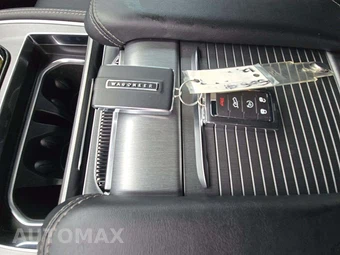 2025 Jeep Wagoneer Series II Carbide - miniatura 8