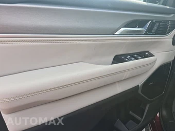 2025 Jeep Wagoneer Series III - miniatura 9