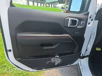 2025 Jeep Wrangler 2 Door Rubicon - miniatura 9