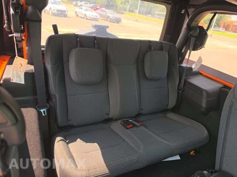 2025 Jeep Wrangler 2 Door Sport - miniatura 13