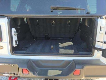 2025 Jeep Wrangler 4 Door Rubicon - miniatura 14