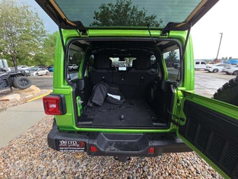 2025 Jeep Wrangler 4 Door Rubicon 392 Final Edition - miniatura 11