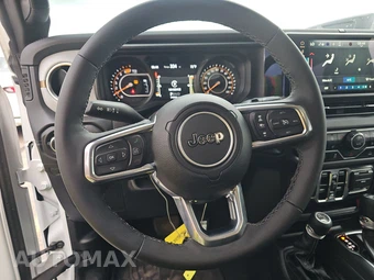 2025 Jeep Wrangler 4 Door Sahara - miniatura 10
