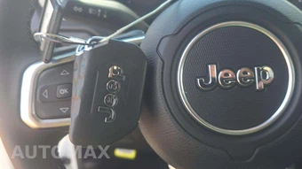 2025 Jeep Wrangler 4 Door Sahara - miniatura 17