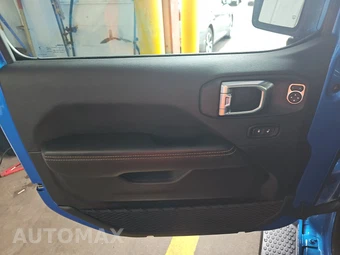 2025 Jeep Wrangler 4 Door Sahara - miniatura 9