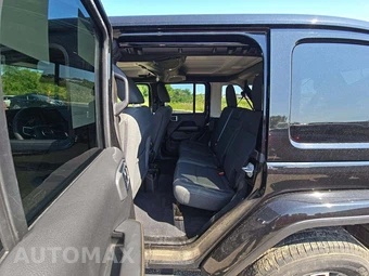 2025 Jeep Wrangler 4 Door Sahara - miniatura 13