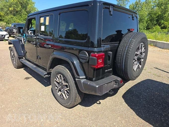 2025 Jeep Wrangler 4 Door Sahara - miniatura 2