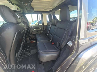 2025 Jeep Wrangler 4 Door Sahara - miniatura 12