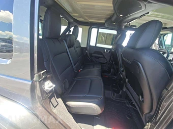 2025 Jeep Wrangler 4 Door Sahara - miniatura 15