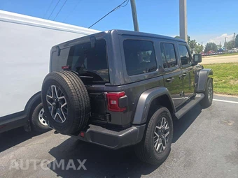 2025 Jeep Wrangler 4 Door Sahara - miniatura 3