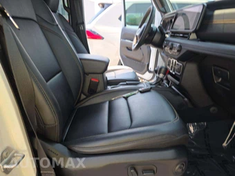 2025 Jeep Wrangler 4 Door Sahara - miniatura 18