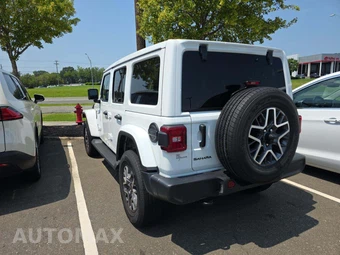 2025 Jeep Wrangler 4 Door Sahara - miniatura 2