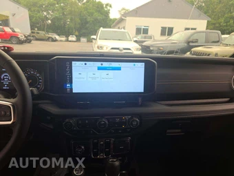 2025 Jeep Wrangler 4 Door Sahara - miniatura 10