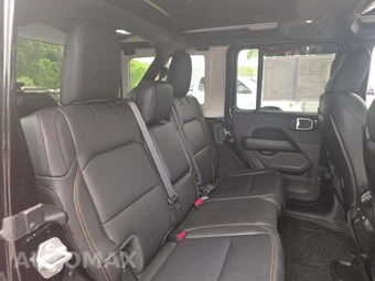 2025 Jeep Wrangler 4 Door Sahara - miniatura 16