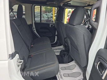 2025 Jeep Wrangler 4 Door Sahara - miniatura 16