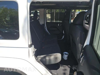 2025 Jeep Wrangler 4 Door Sahara - miniatura 16
