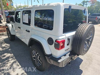 2025 Jeep Wrangler 4 Door Sahara - miniatura 2