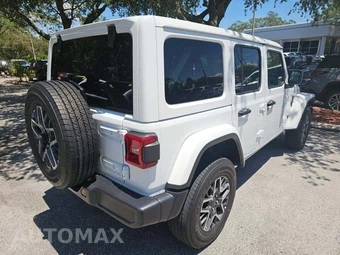 2025 Jeep Wrangler 4 Door Sahara - miniatura 3