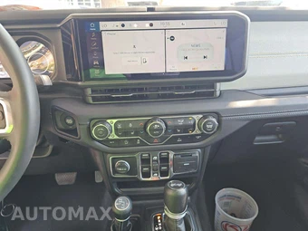 2025 Jeep Wrangler 4 Door Sahara - miniatura 10