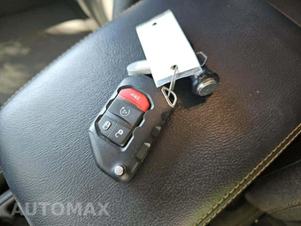 2025 Jeep Wrangler 4 Door Sahara - miniatura 8