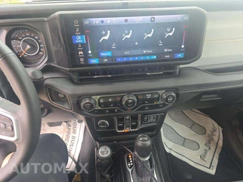 2025 Jeep Wrangler 4 Door Sahara - miniatura 7