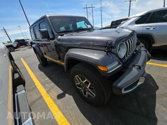 2025 Jeep Wrangler 4 Door Sahara - miniatura 3