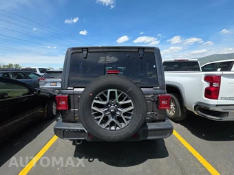 2025 Jeep Wrangler 4 Door Sahara - miniatura 5