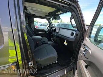 2025 Jeep Wrangler 4 Door Sahara - miniatura 8