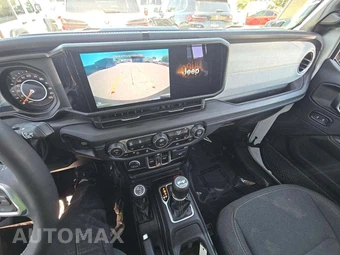 2025 Jeep Wrangler 4 Door Sahara - miniatura 10
