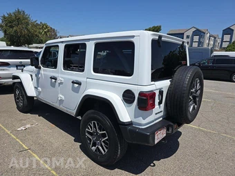 2025 Jeep Wrangler 4 Door Sahara - miniatura 2