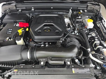 2025 Jeep Wrangler 4 Door Sahara - miniatura 15