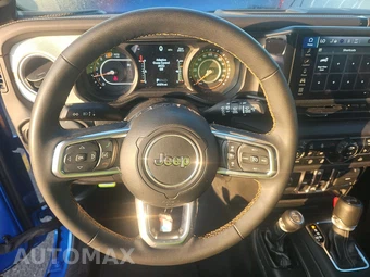 2025 Jeep Wrangler 4 Door Sahara - miniatura 10